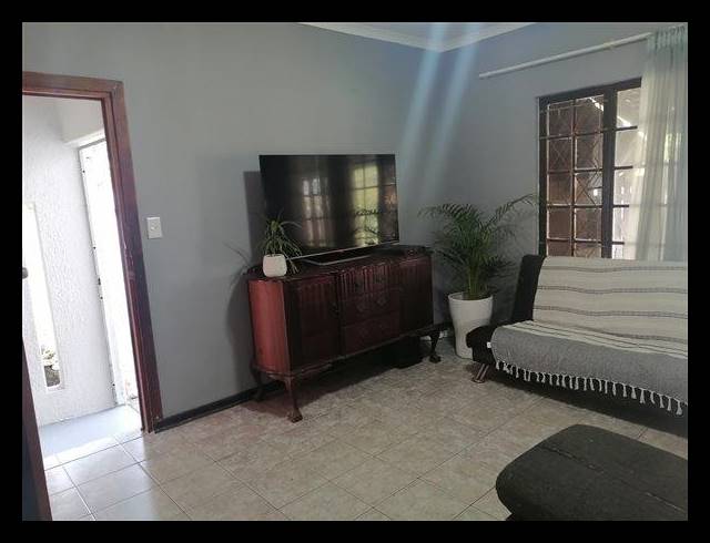 3 BEDROOM HOUSE FOR SALE IN BIRDSWOOD